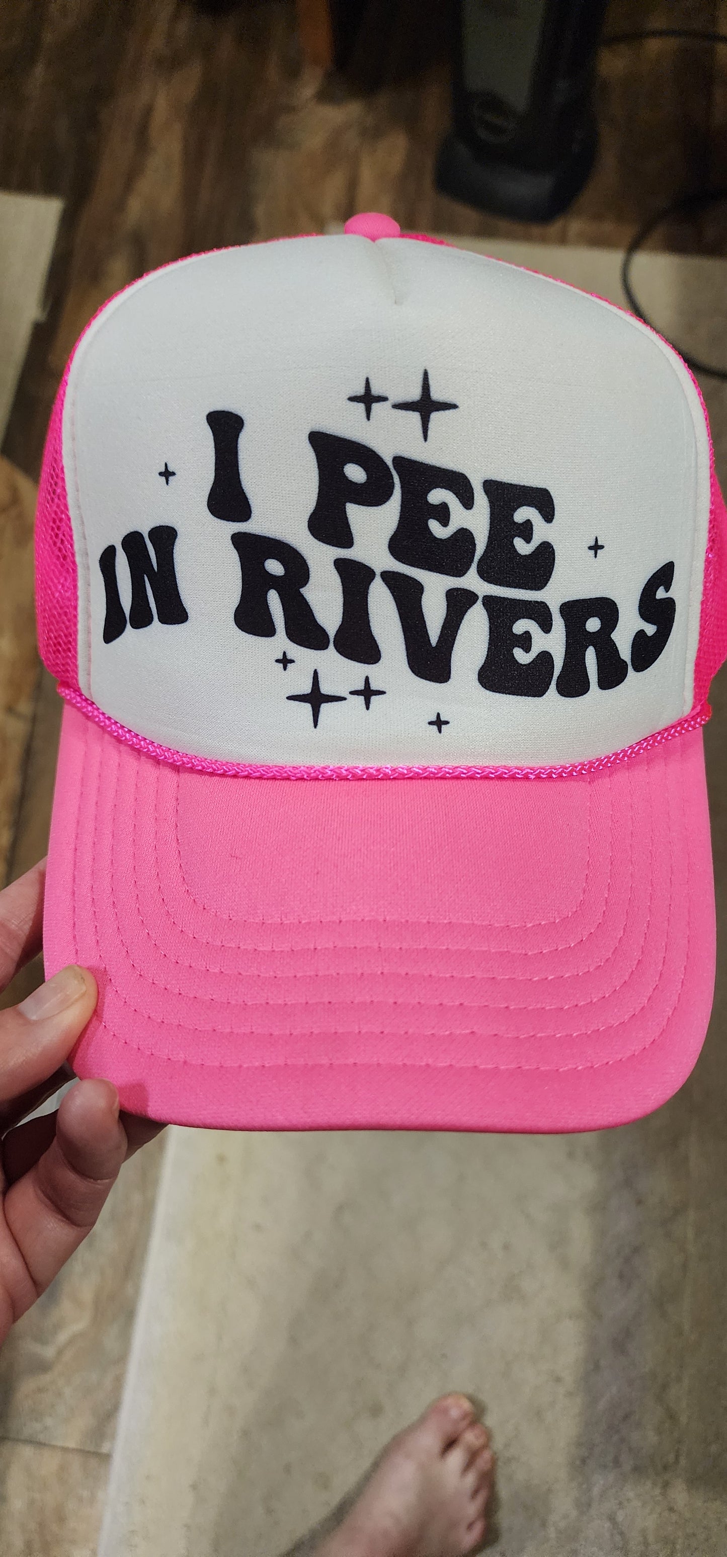 I pee in rivers pink Otto hat