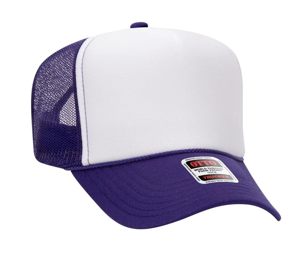 One Otto hat with one design