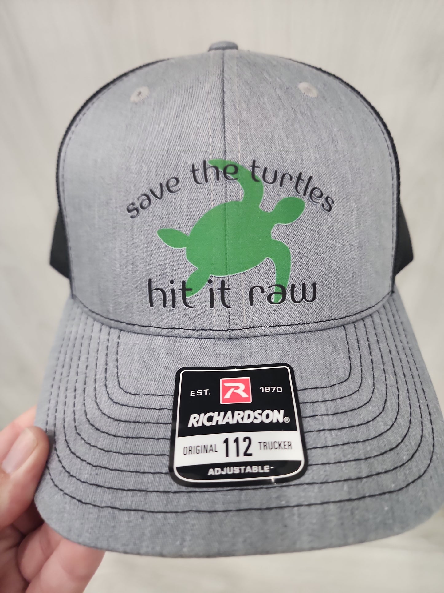 Save the turtle 🐢 hit it raw